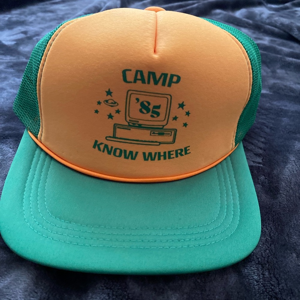 Stranger things Dustin hat